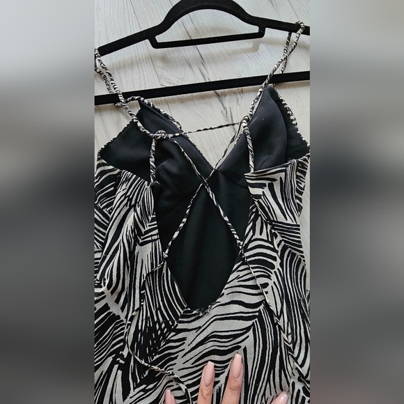 BCBG black and cream silk asymmetrical strappy dress - Picture 4 of 7